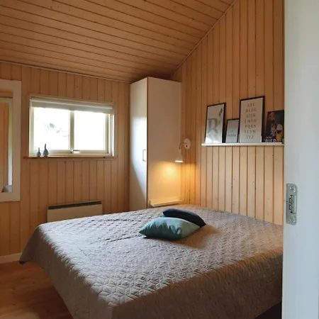 בית נופש Three-bedroom Holiday In Juelsminde *