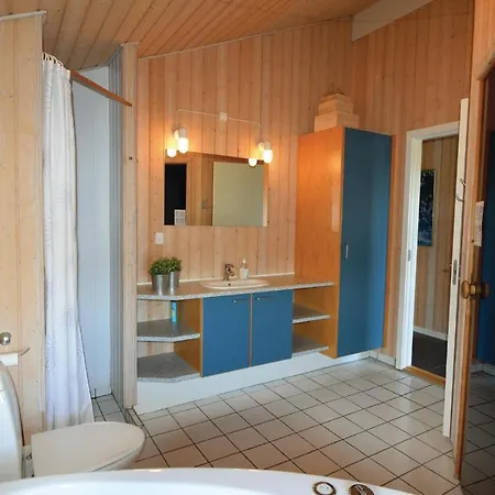 Three-bedroom Holiday In Juelsminde Sonderby (Midtjylland)